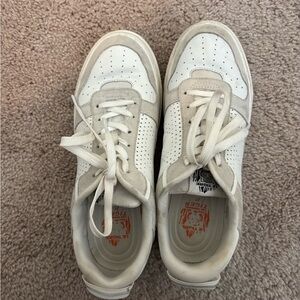 Le Tigre White and Gray Women's Sneakers